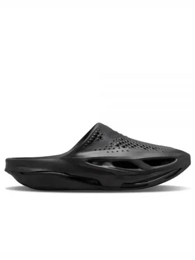 005 Slippers Black