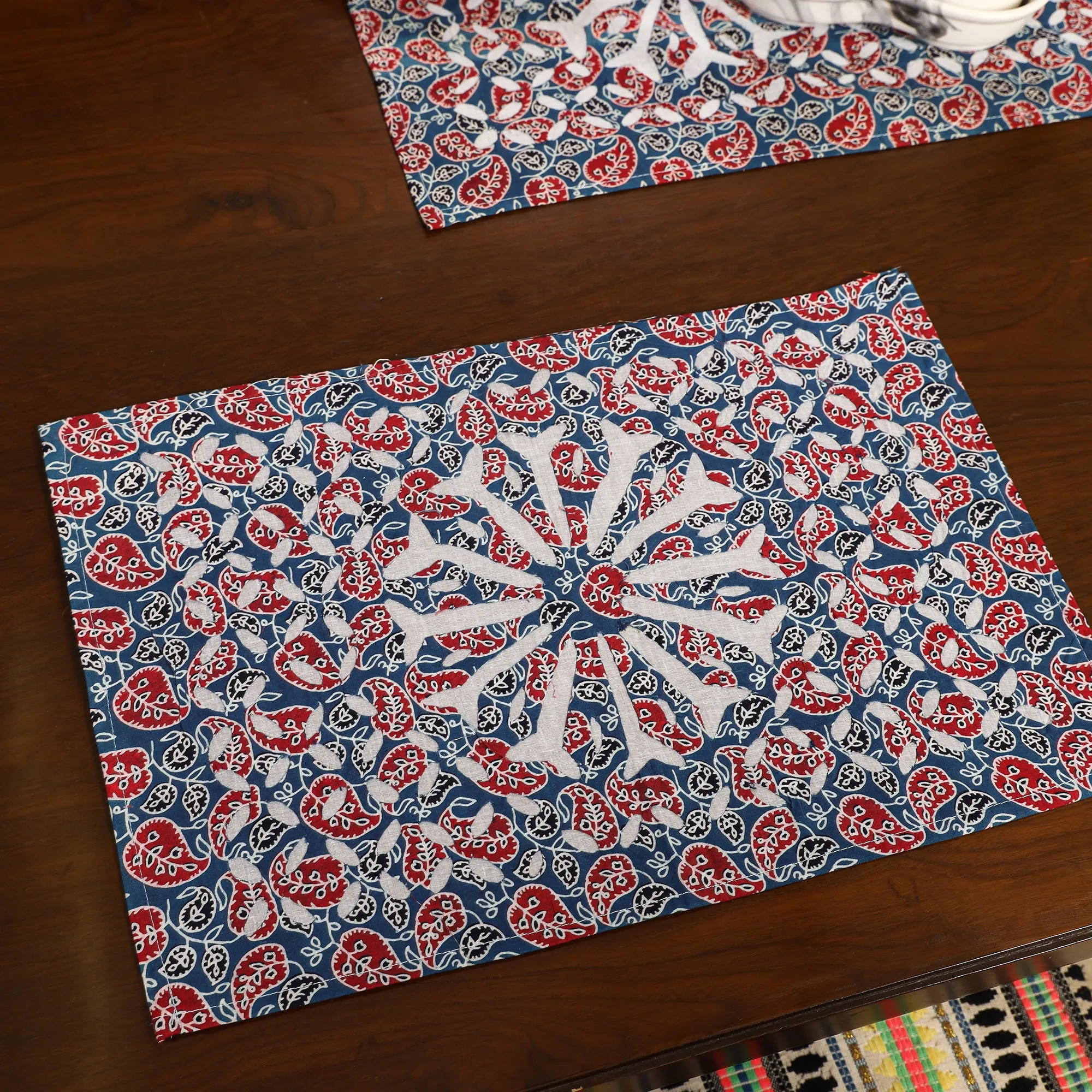 Ajrakh Applique Cut Work Cotton Table Runner with Mats (set of 6)