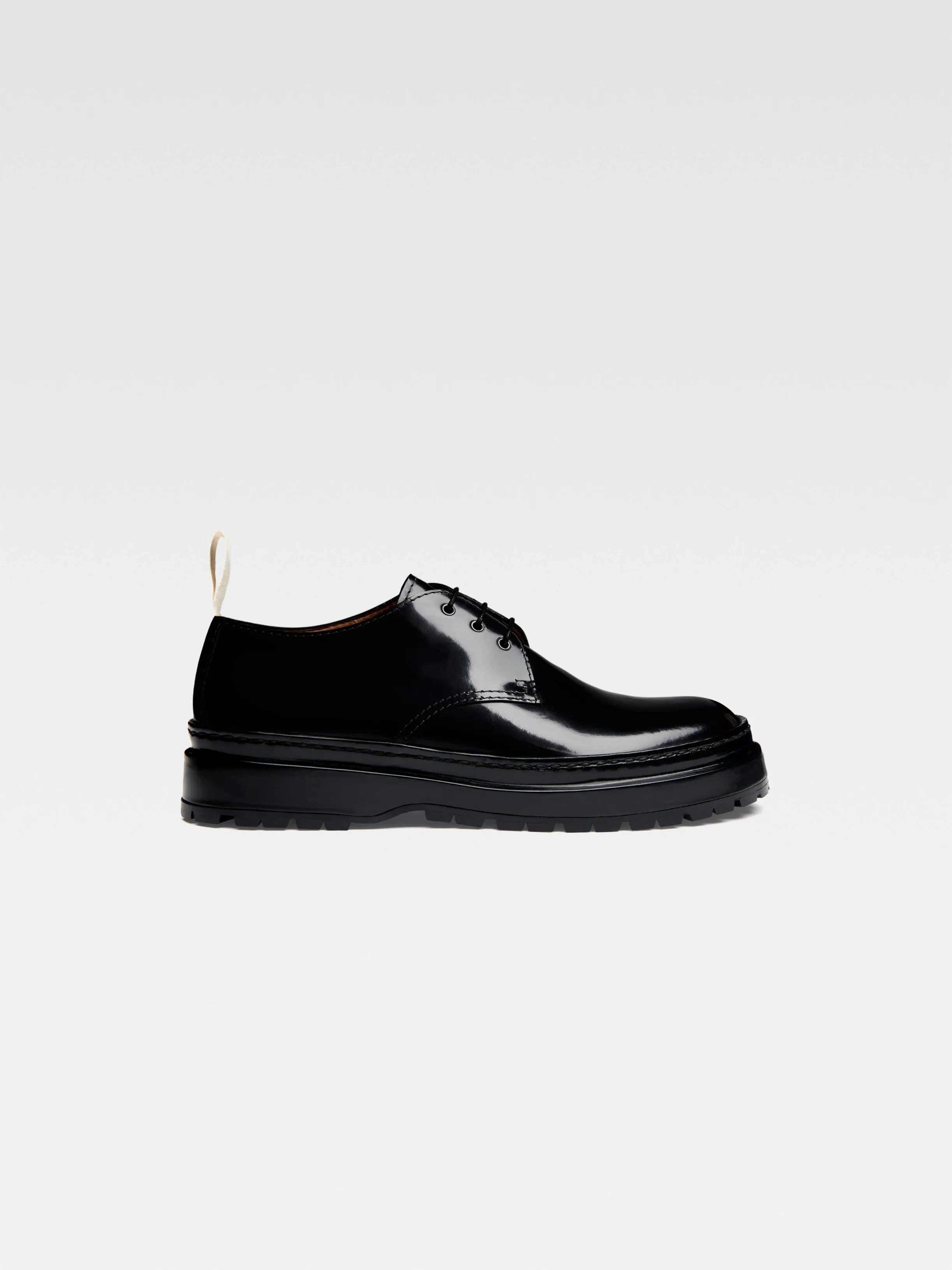 Jacquemus Les Derbies Pavane Black