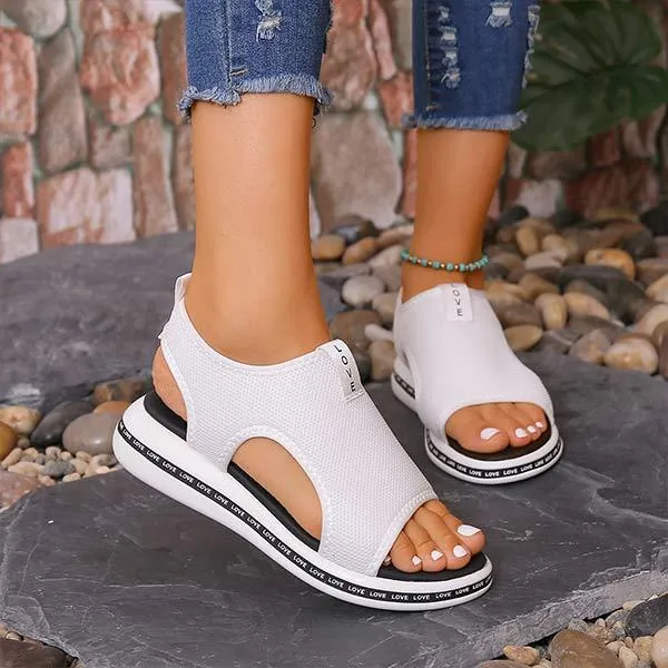 Women's Flat Woven Sandals 09101641C